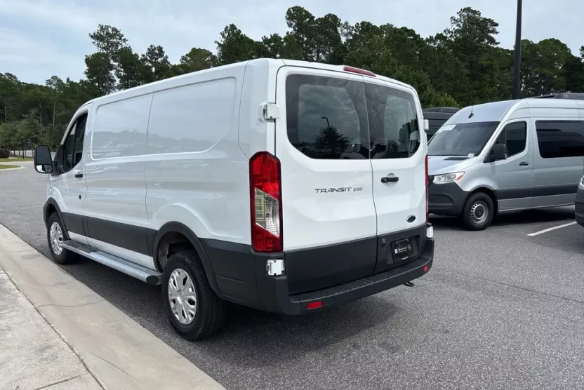 2023 Ford Transit Cargo Van photo 1