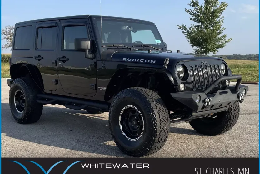 2014 Jeep Wrangler Unlimited Rubicon photo 1