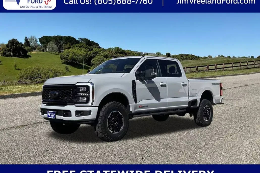 2025 Ford F-250 Lariat photo 1