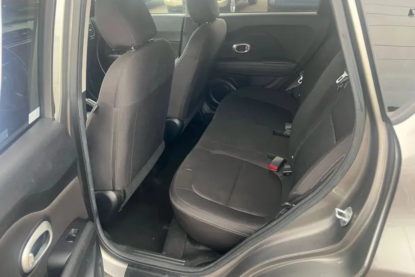 2015 Kia Soul Base photo 1