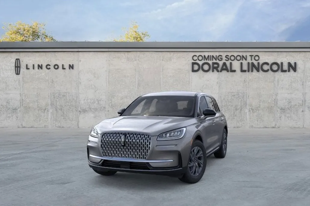 2025 Lincoln Corsair Premiere photo 1