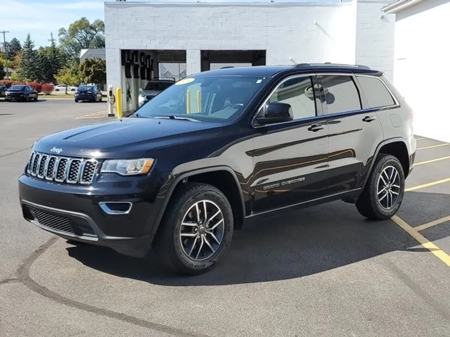 2020 Jeep Grand Cherokee Laredo E photo 1