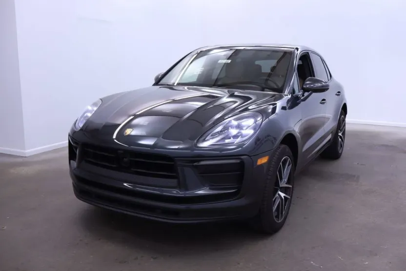 2024 Porsche Macan S photo 1