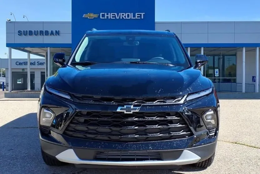 2025 Chevrolet Blazer 2LT photo 1