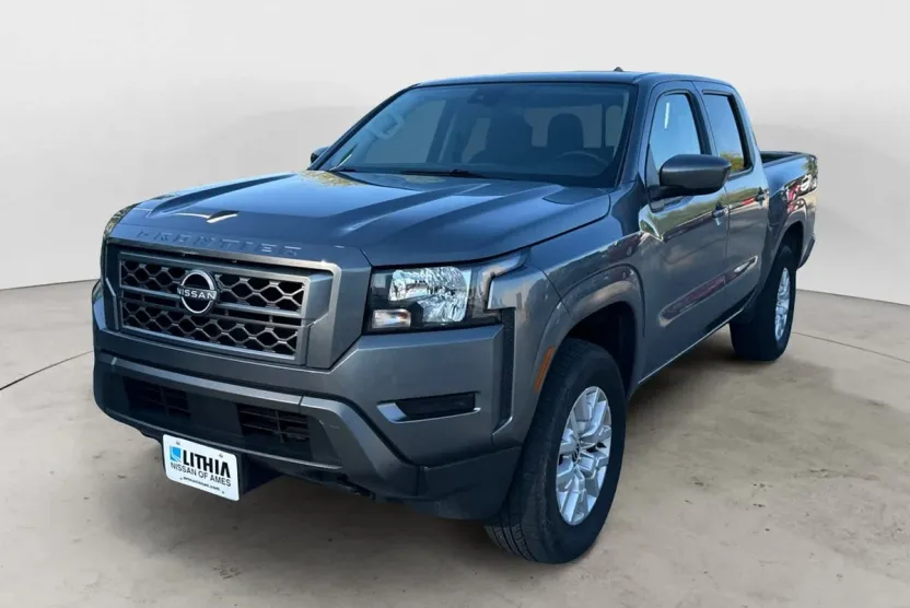 2022 Nissan Frontier Crew Cab photo 1