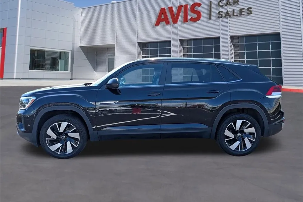 2024 Volkswagen Atlas Cross Sport SE Technology photo 1