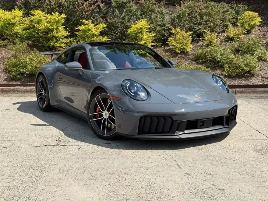 2026 Porsche 911 4 GTS photo 1