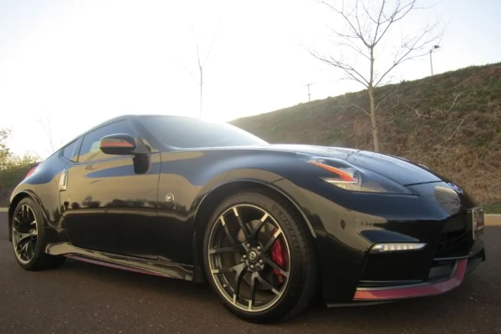 2016 Nissan 370Z Nismo photo 1