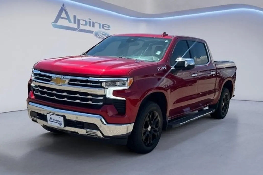 2023 Chevrolet Silverado 1500 LTZ photo 1