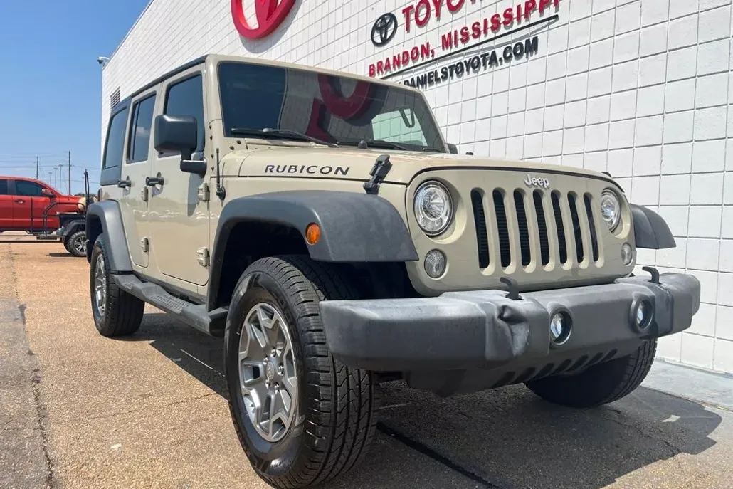 2017 Jeep Wrangler Unlimited Rubicon photo 1