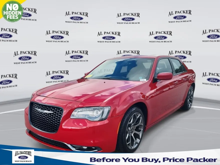 2015 Chrysler 300 photo 1