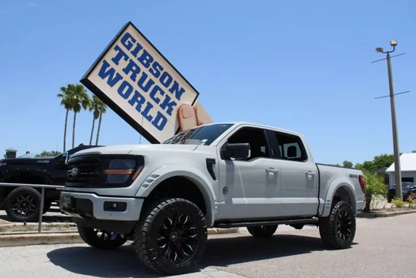 2024 Ford F-150 XLT photo 1
