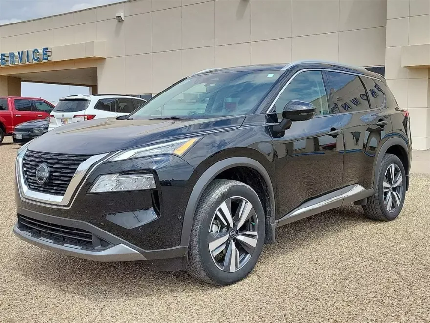 2023 Nissan Rogue SL photo 1