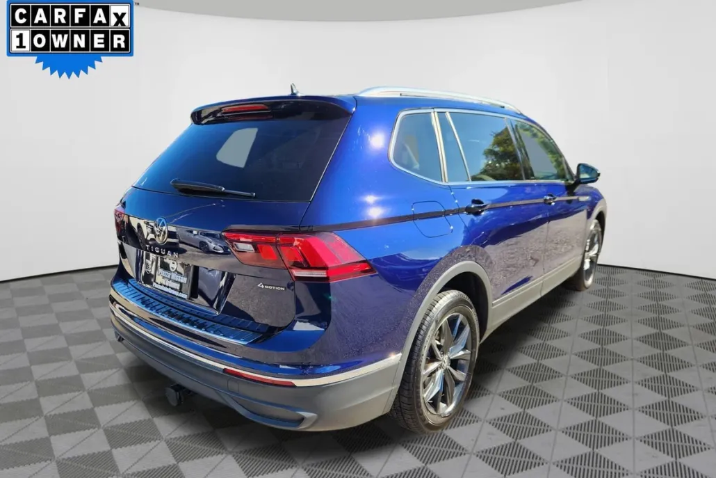 2022 Volkswagen Tiguan SE photo 1