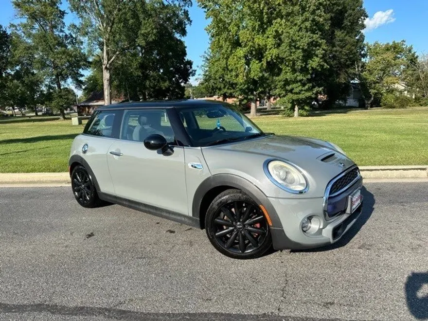 2014 Mini Cooper Hardtop S photo 1