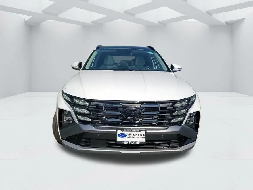 2025 Hyundai Tucson Limited photo 1
