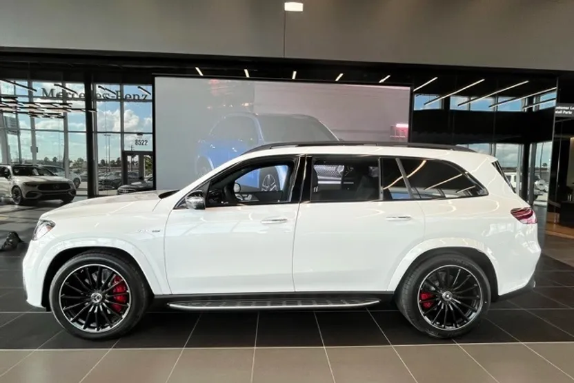2026 Mercedes Benz GLS AMG 63 4MATIC photo 1