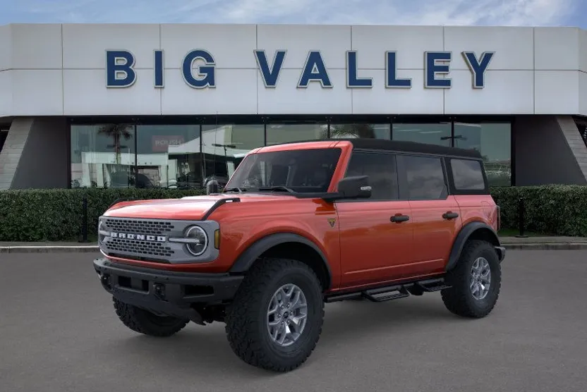 2024 Ford Bronco Badlands photo 1