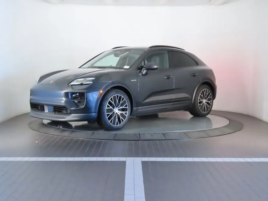 2024 Porsche Macan 4 Electric photo 1