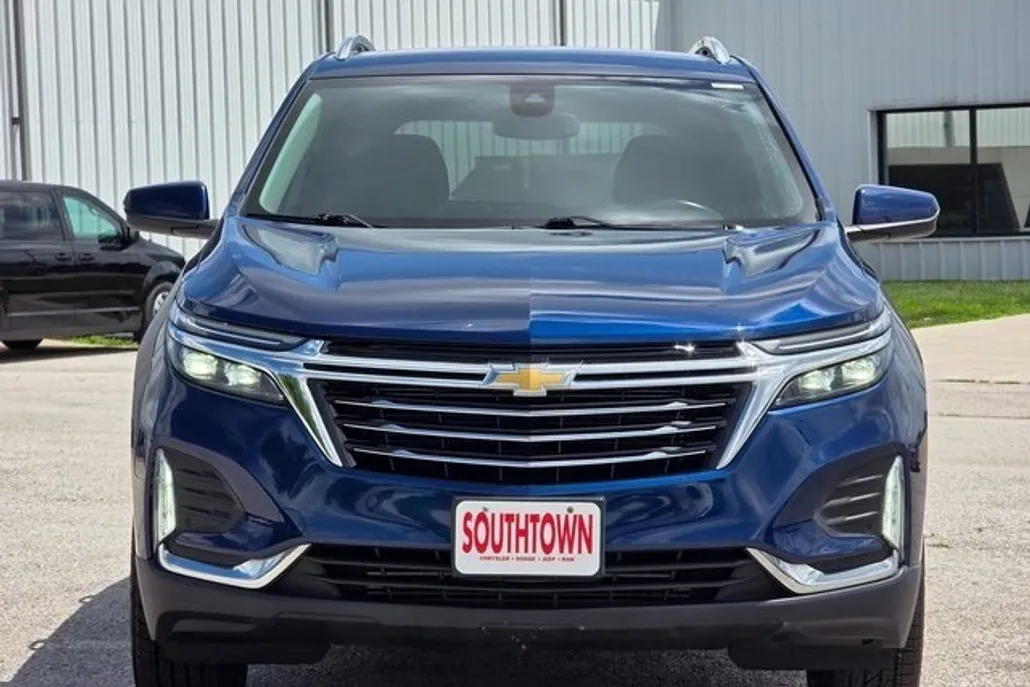 2022 Chevrolet Equinox Premier photo 1