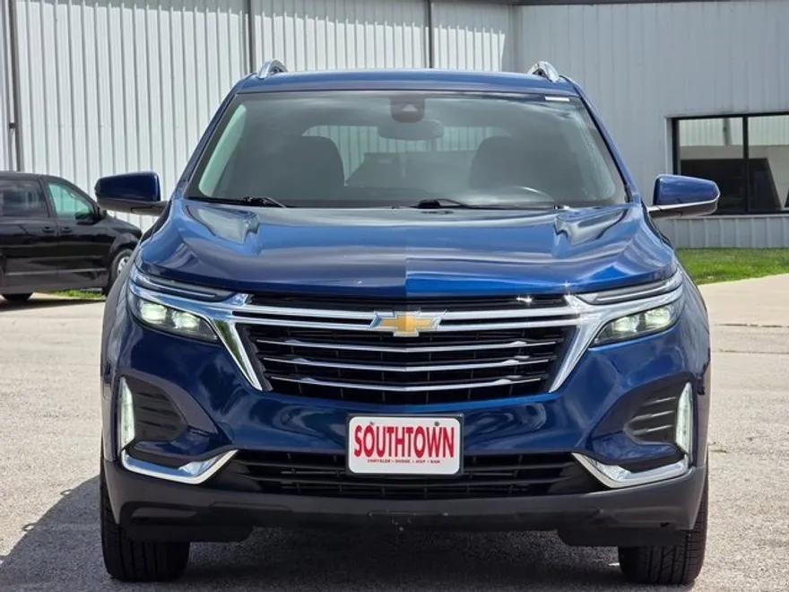 2022 Chevrolet Equinox Premier photo 1