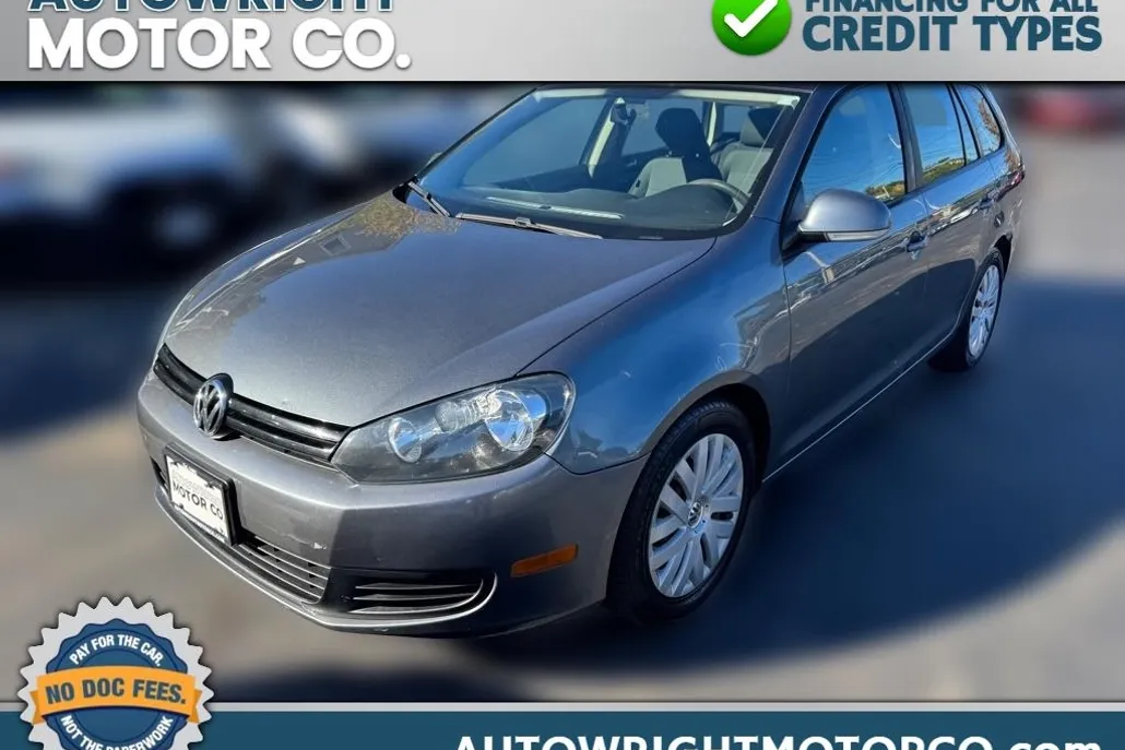 2012 Volkswagen Jetta SportWagen S photo 1