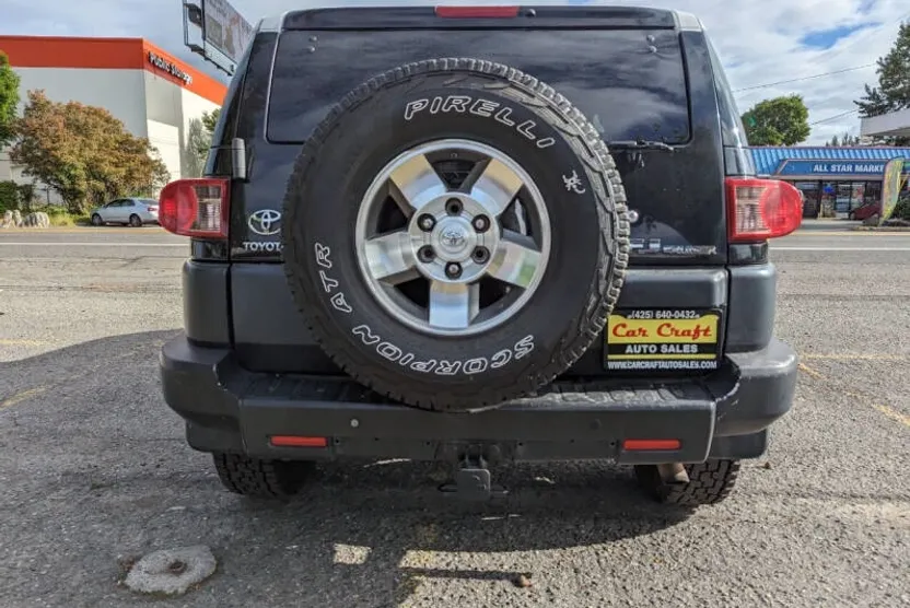 2008 Toyota FJ Cruiser Base photo 1