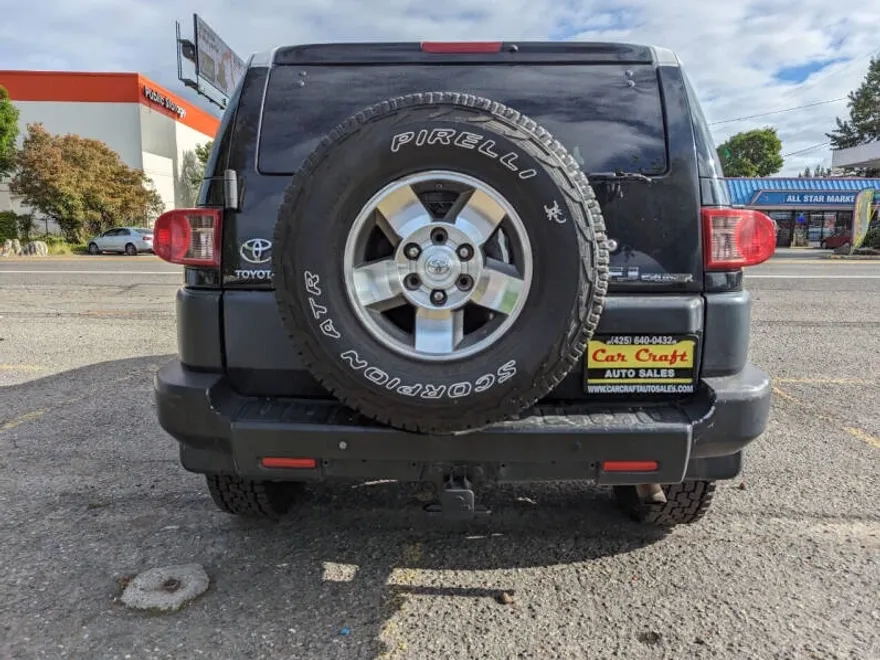 2008 Toyota FJ Cruiser Base photo 1