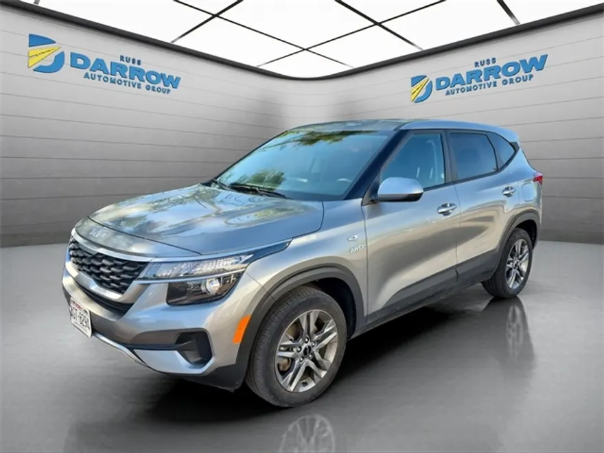 2023 Kia Seltos LX photo 1