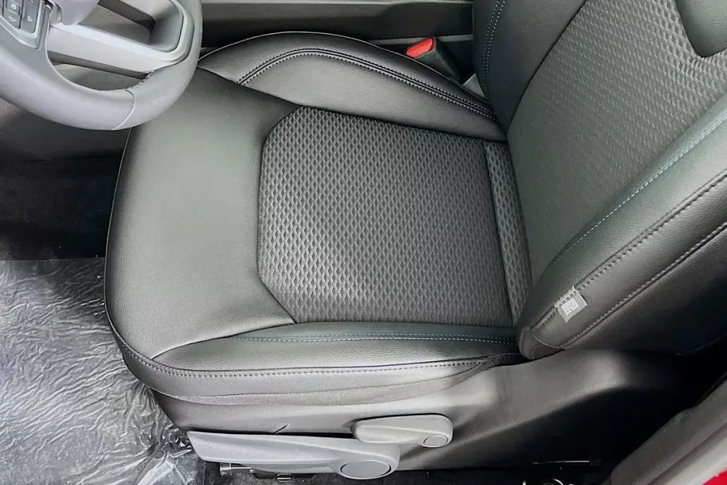 2025 Jeep Compass Latitude photo 1