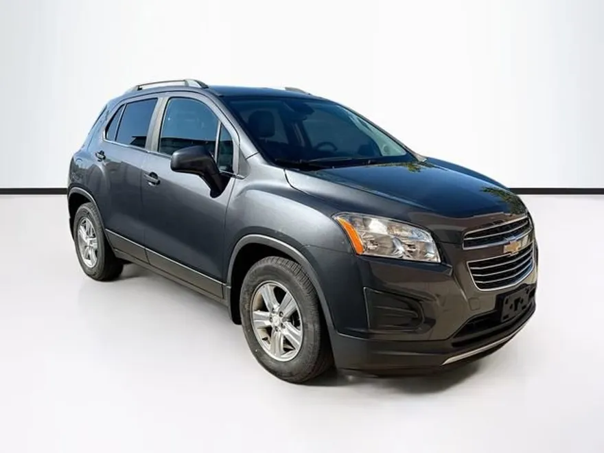 2016 Chevrolet Trax LT photo 1