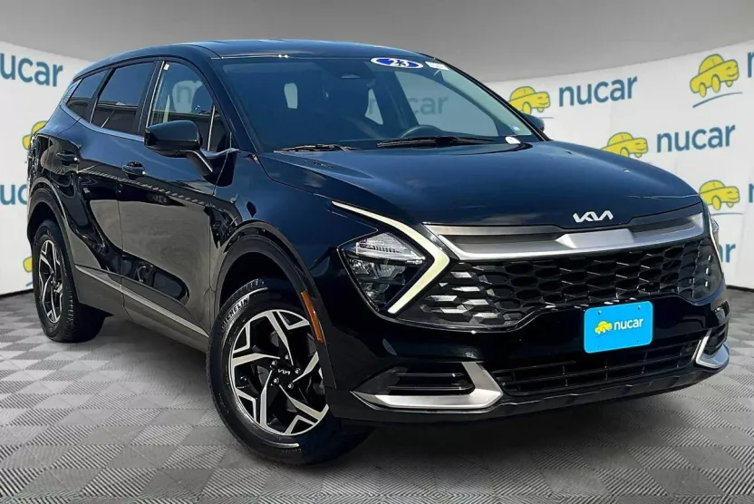 2023 Kia Sportage LX photo 1