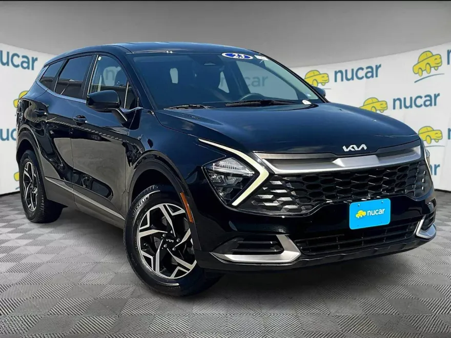 2023 Kia Sportage LX photo 1