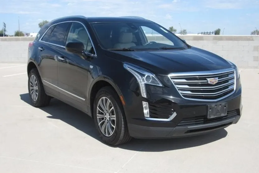 2018 Cadillac XT5 Luxury photo 1