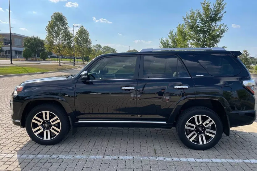 2024 Toyota 4Runner Limited photo 1