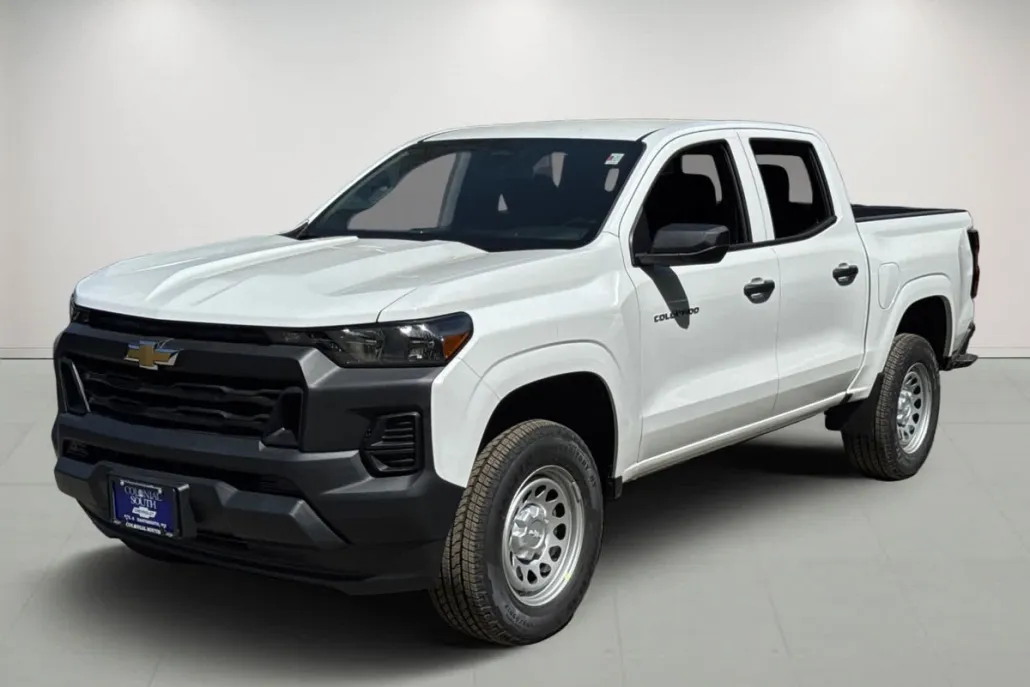 2025 Chevrolet Colorado LT photo 1