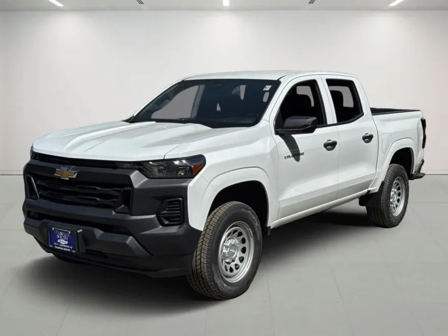 2025 Chevrolet Colorado LT photo 1