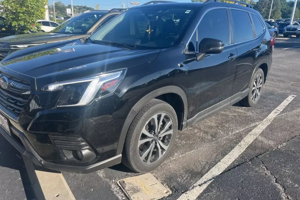 2023 Subaru Forester Limited photo 1