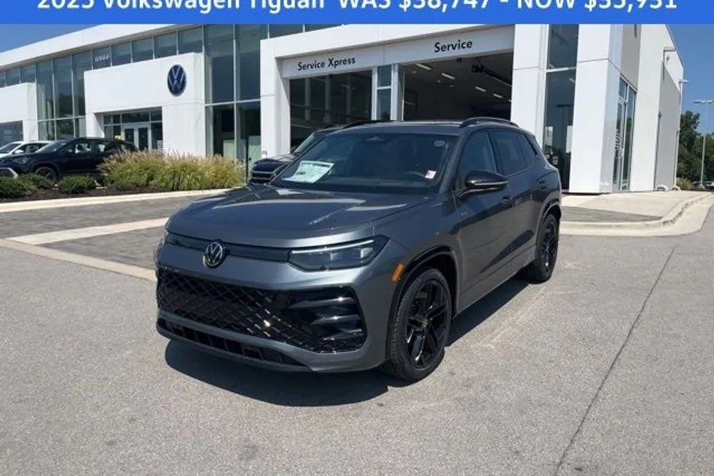 2025 Volkswagen Tiguan SE R-Line Black photo 1