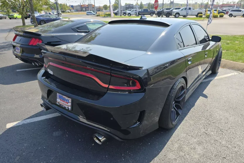2015 Dodge Charger R/T Scat Pack photo 1