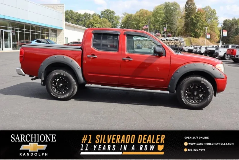 2013 Nissan Frontier SV photo 1