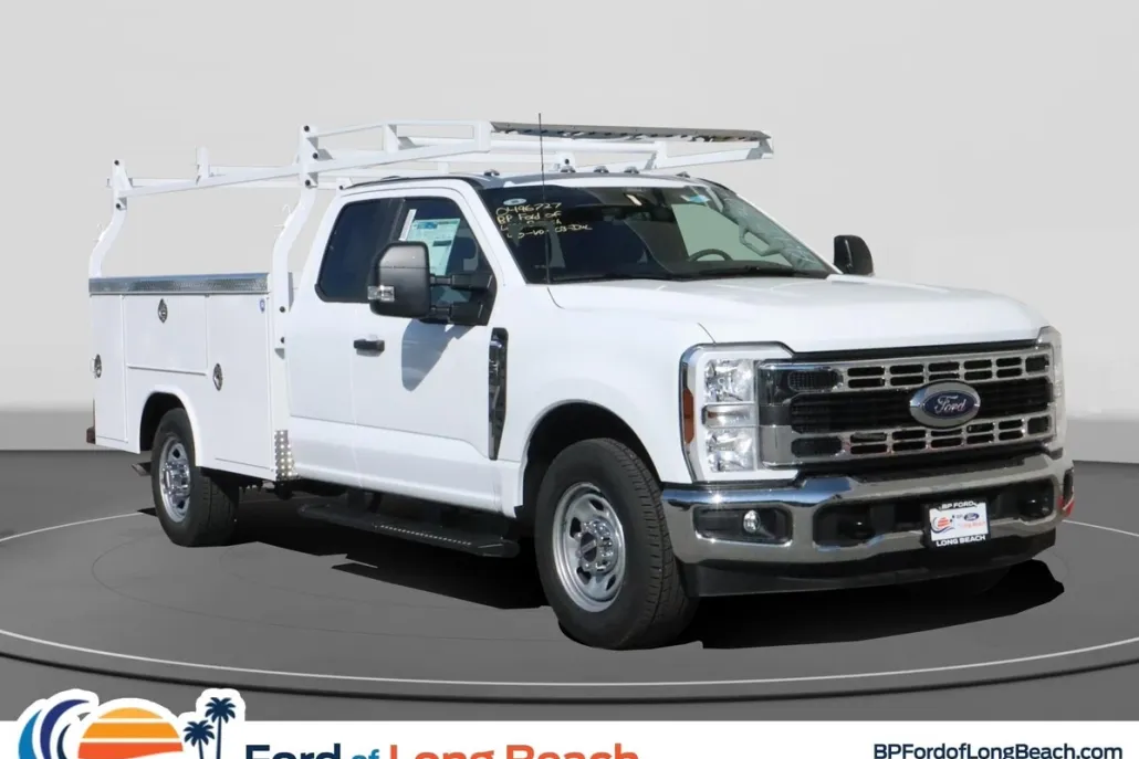 2024 Ford F-350 XL photo 1