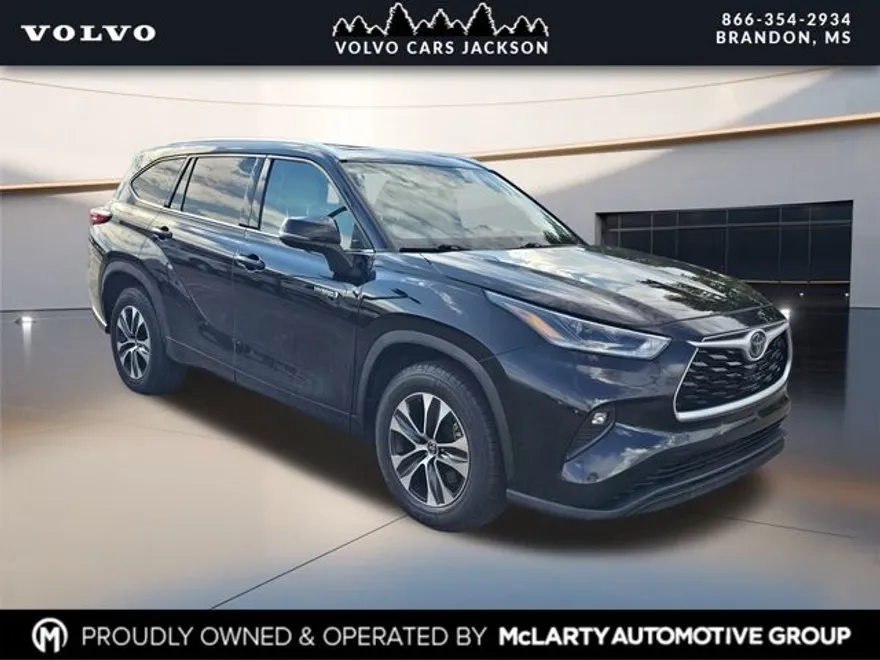 2021 Toyota Highlander Hybrid XLE photo 1