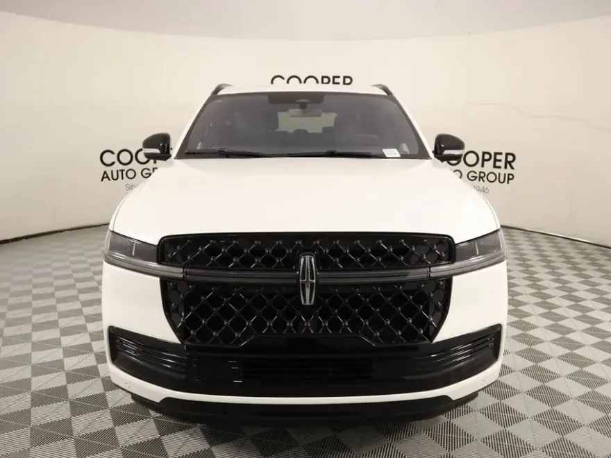 2025 Lincoln Navigator L Reserve photo 1