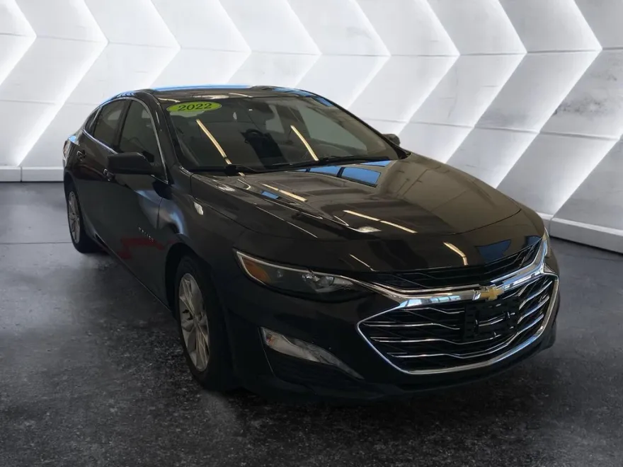 2022 Chevrolet Malibu 1LT photo 1