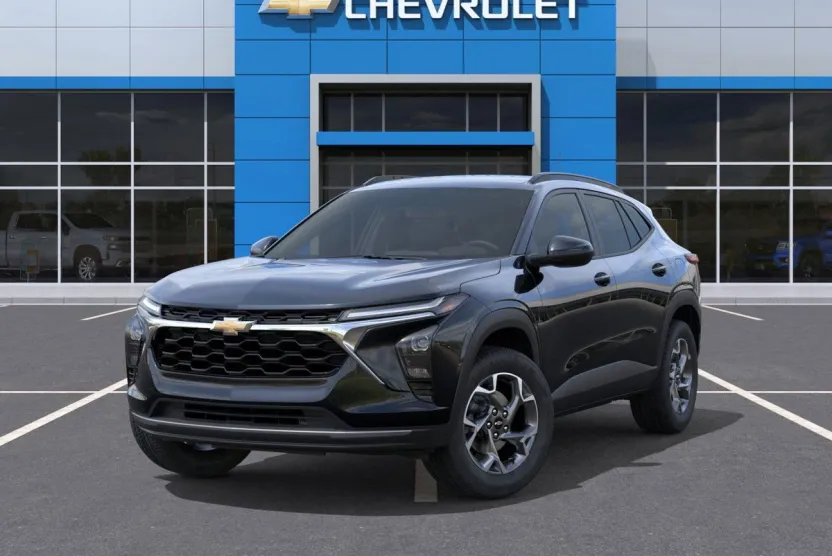 2026 Chevrolet Trax LT photo 1
