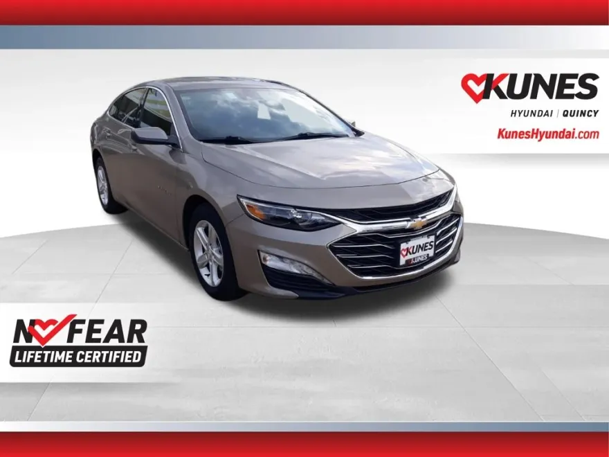 2024 Chevrolet Malibu 1LT photo 1