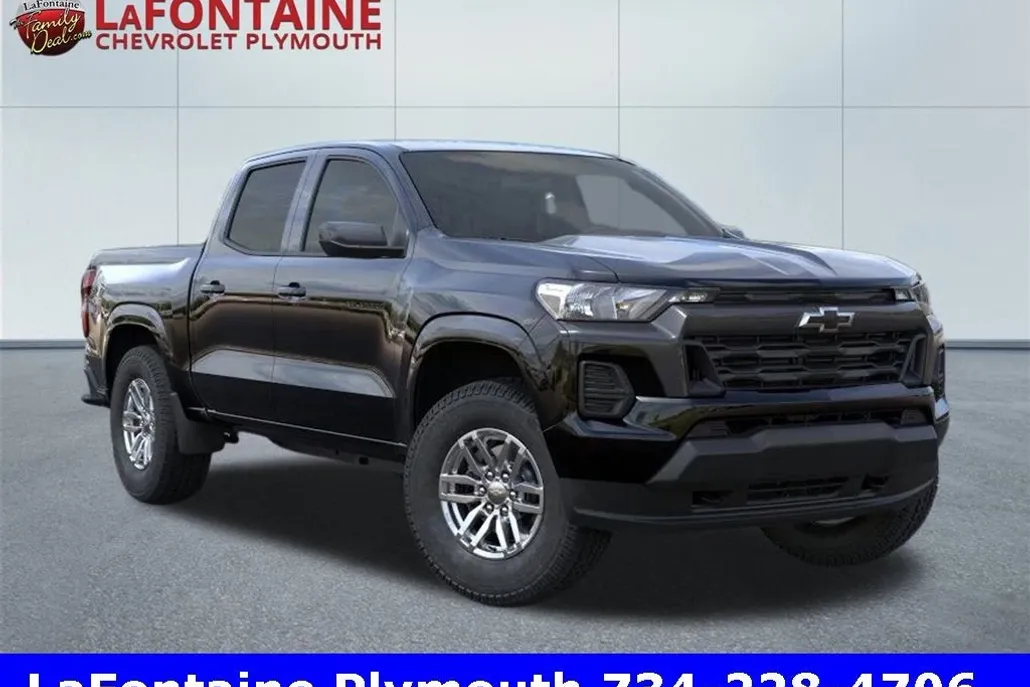 2025 Chevrolet Colorado Work Truck LT photo 1