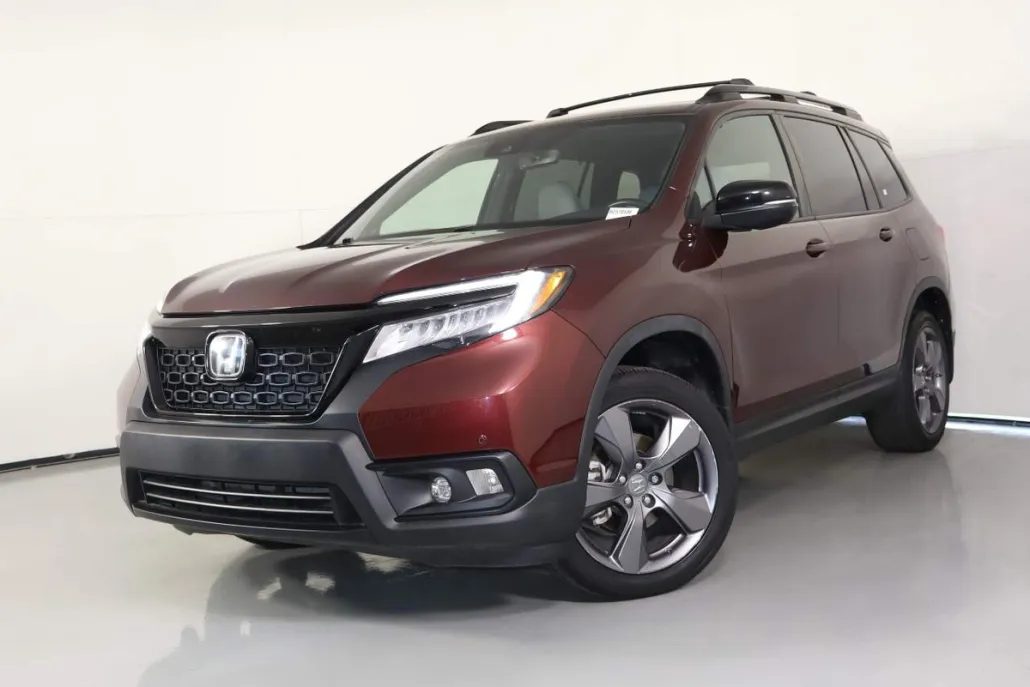 2020 Honda Passport Touring photo 1