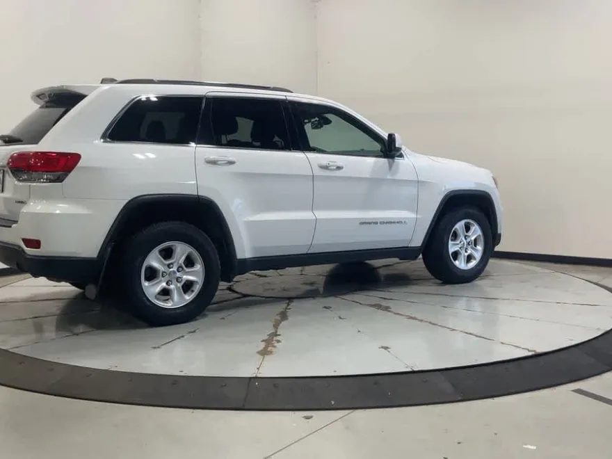 2015 Jeep Grand Cherokee Laredo photo 1